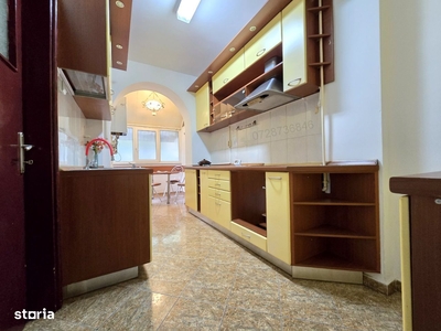 Apartament 4 camere decomandat ideal familie