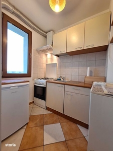 Apartament 3 camere, 2 bai, decomandat, Cantacuzino (ID:T406)