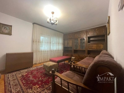 Inchiriere apartament 3 camere decomandat, cu parcare, zona Gheorgheni!