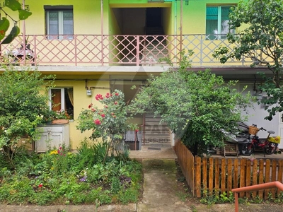 Persoană fizică vând apartament cu o camera