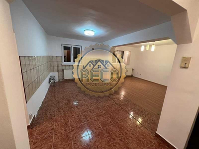 RECO Apartament cu 3 camere de