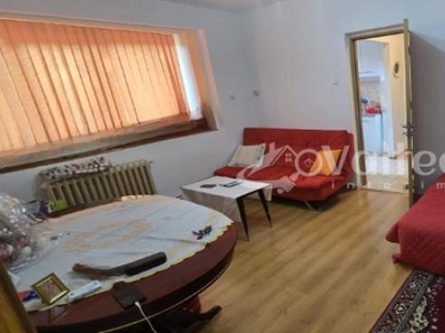 Resita, de inchiriat, apartament 2 camere, Govandari, zona Micro I,