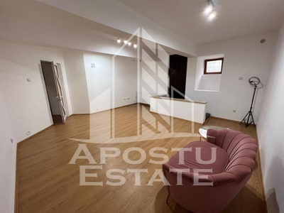 Spatiu Comercial, 80 mp, Zona Centrala