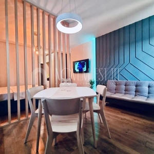 Studio pentru inchiriere extrasezon, Mamaia Nord