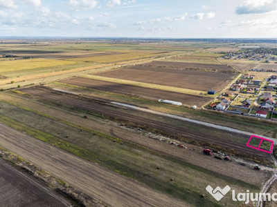 Teren pentru construcții în Livada, Arad, suprafață d...