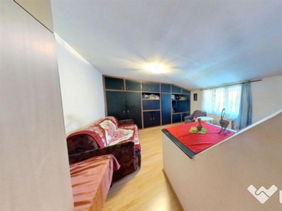 Tur LIVE! Casa proprie, cu doua apartamente, Central, Targu