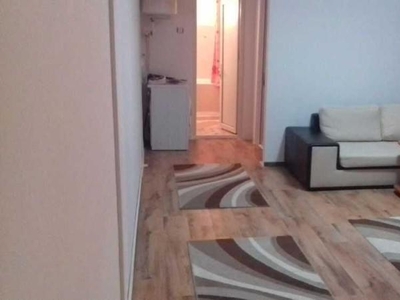 Vand Apartament 3 camere Mangalia, centru, apr de mare