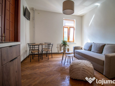 Vila interbelica AIRBNB 