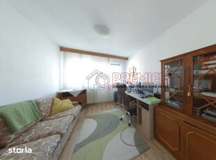 Apartament 3 camere decomandat