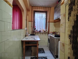 Apartament cu 2 camere, situat la km 0 in Ploiesti, cu parcare proprie