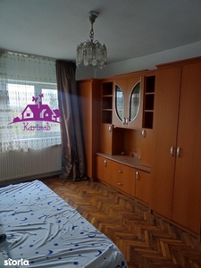 Vand apartament Scaeni