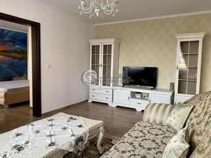 Apartament 2 camere Podu Ros -- 520 EURO