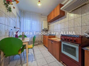 Apartament 3 camere in Deva, zona Gojdu, Al. Pacii, 70mp, etaj 4...