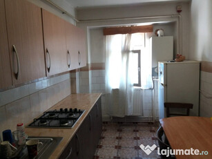 Apartment 3 camere zona Mega Image (Big)