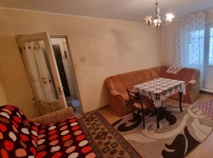 De vanzare apartament, 3 camere, semidecomandat, 56 mp, Bularga, Magazin profi, Cod 156757