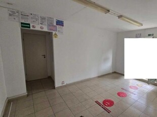 Spatiu comercial de inchiriat Galata La strada 30mp , Cod 156763