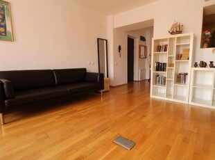 Vanzare Apartament 2 camere semidecomandat - Unirii , Bucuresti