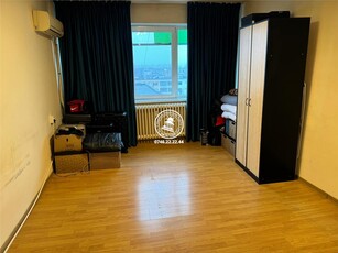 Apartament 1 camera de vanzare Podu Ros