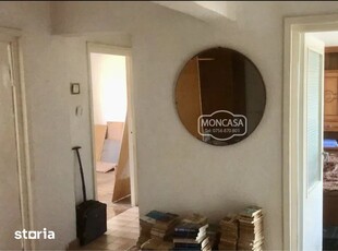 Apartament 3 camere, zona Primaverii-Curcubeului, decomandat