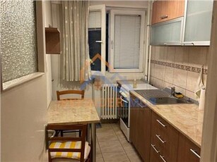 apartamnet 3 camere Berceni