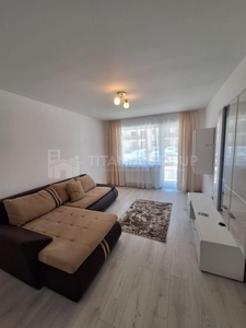 Apartament 2 camere decomandat, parcare, zona Coresi