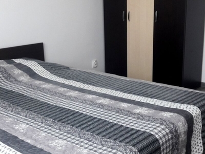 Apartament 2 camere Militari 2 camere decomandat Proprietar ofer spre vanza