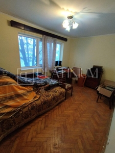 Apartament cu 3 camere, in zona Dacia