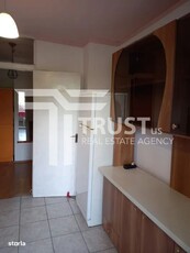 Apartament cu 2 camere la parter, zona Lipovei