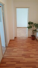 Apartament 2 camere Etaj 4 din 4 Mircea Cel Batran