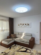 Apartament 2 camere, renovat 2024, str. Republicii, Buhusi