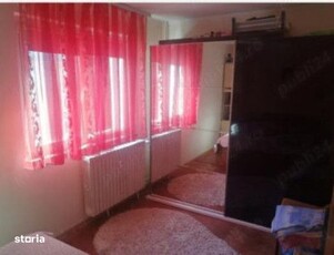 Vand apartament 2 camere zorilor