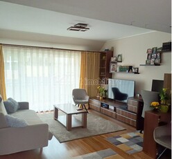 Apartament 3 camere, 68 mp, 2 parcari, zona Campului