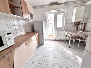 Apartament 3 camere, 78 mp, etaj intermediar, zona Cetate- Mercur