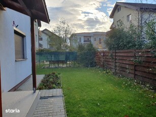 Apartament cu 3 camere Dumbravita - Gradina privata