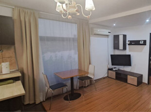 Apartament de închiriat 3 camere la Fundeni