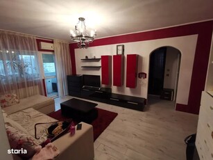 Apartament 4 camere etaj 3