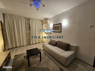 Vând apartament 3 camere Broșteni