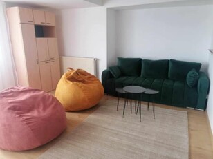 De inchiriat Apartament 2 camere, situat Ultracentral. Pret inchiriere: 320 Euro/luna.