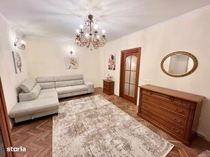 De închiriat apartament 4 camere zona Onix