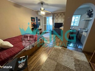 Apartament cu 2 camere ,centrala proprie,etaj intermediar, Soarelui