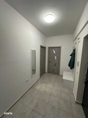 Inchiriez apartament cu doua camere decomandat