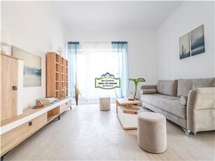 Pret promotional | Apartament spatios decomandat | Metrou aproape