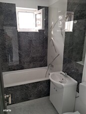 Vand apartament cu doua camere, renovat ,etajul 3 din 4