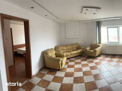 Apartament 3 camere de vanzare in zona Chibrit