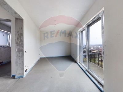 Duplex de vanzare 5 camere Dambul Rotund