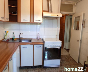 Apartament 3 camere si 2 bai