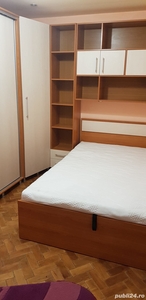 Apartament de închiriat cu 3 camere decomandat 320 euro