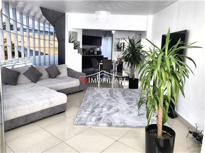 De vanzare apartament 4 camere Mihai Bravu