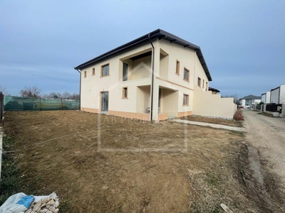 Duplex | Curte si intrare separata | Top Deal COMISION 0%