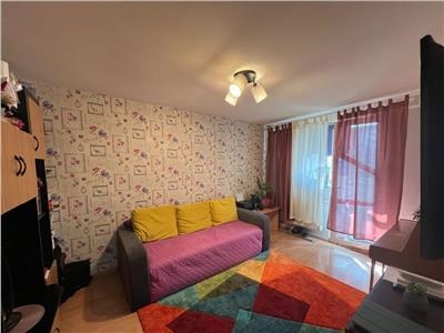 Vanzare Apartament 2 camere, zona Lujerului